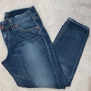 💙dark wash crop jeans💙